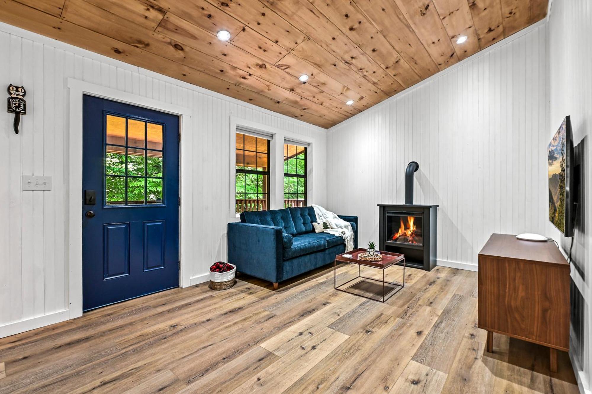 Smoky Mountains Hut Tub Cabin Dog Friendly Севьервилл Экстерьер фото